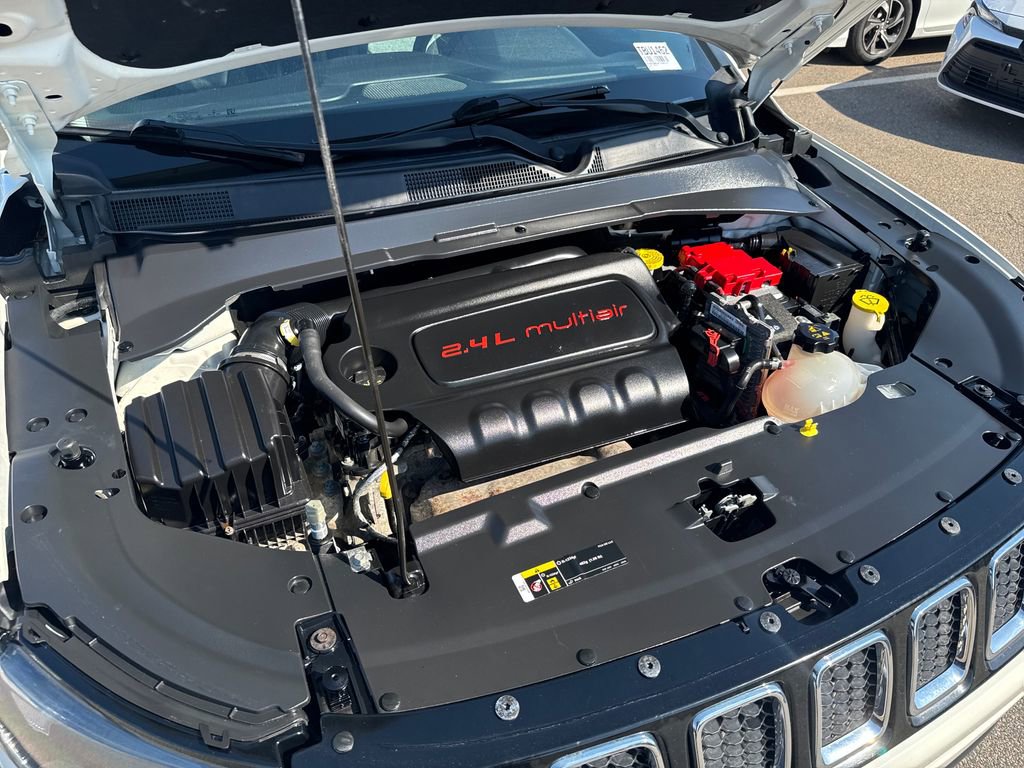 Used 2019 Jeep Compass Latitude w/ Cold Weather Group image 45