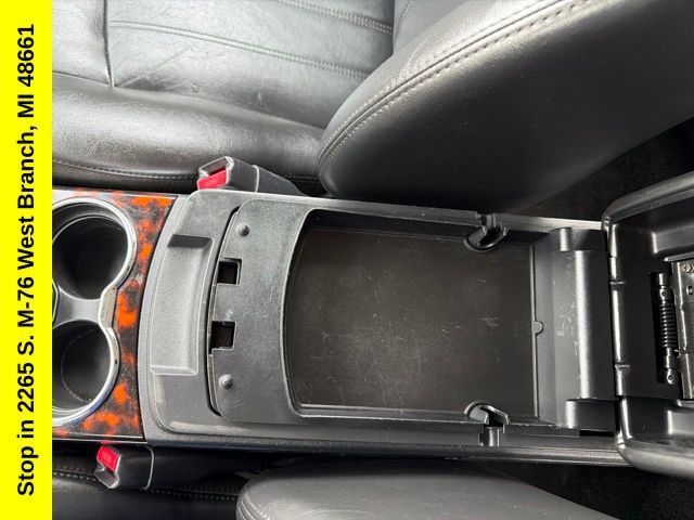 Used 2010 Chrysler 300 C RWD image 33