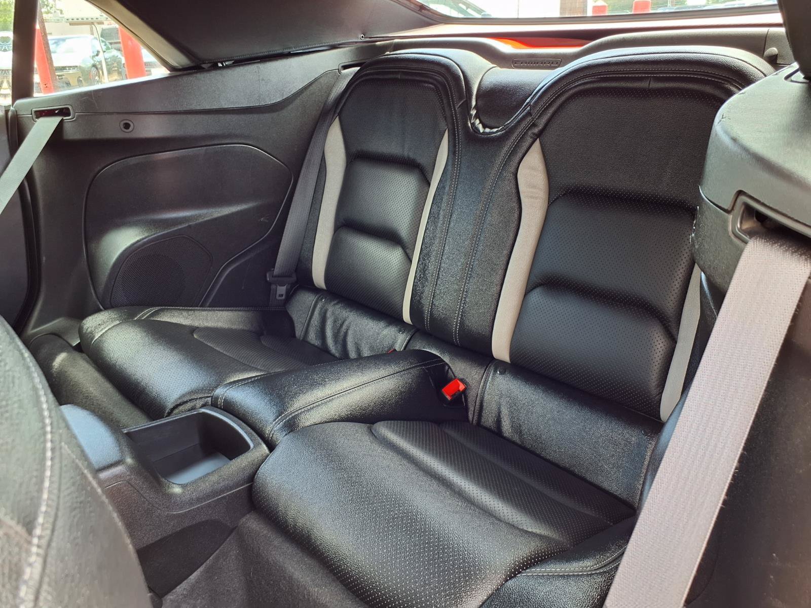 Used 2018 Chevrolet Camaro SS RWD image 20
