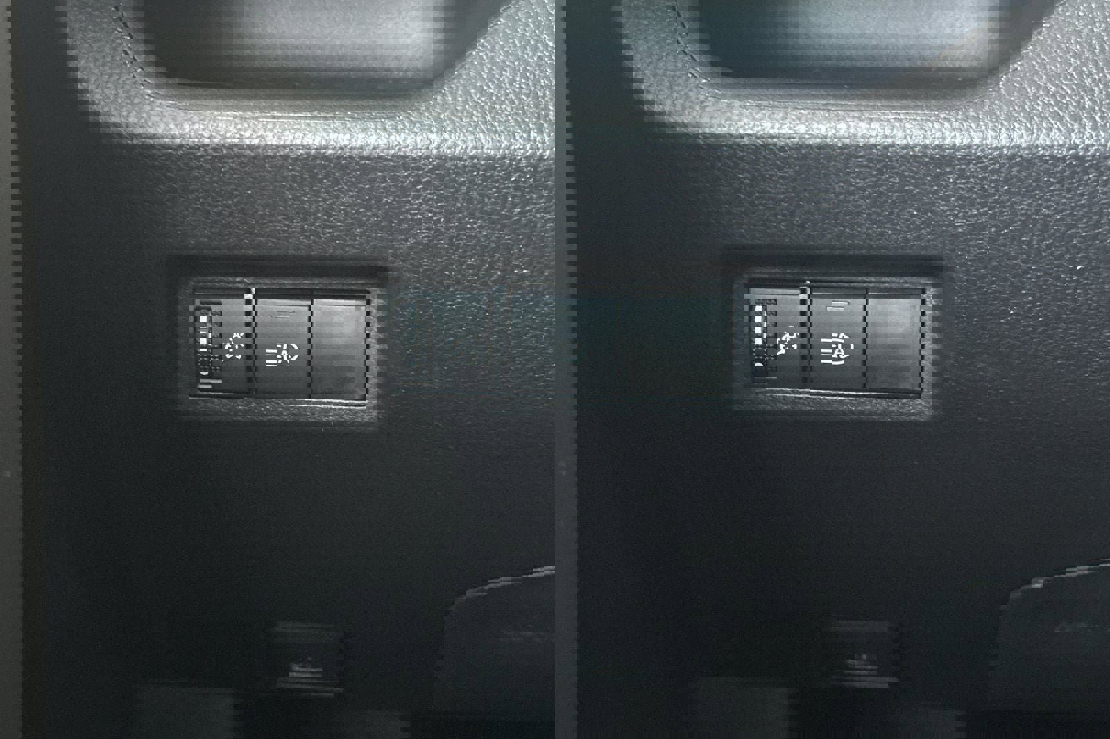 New 2025 Toyota RAV4 LE image 30