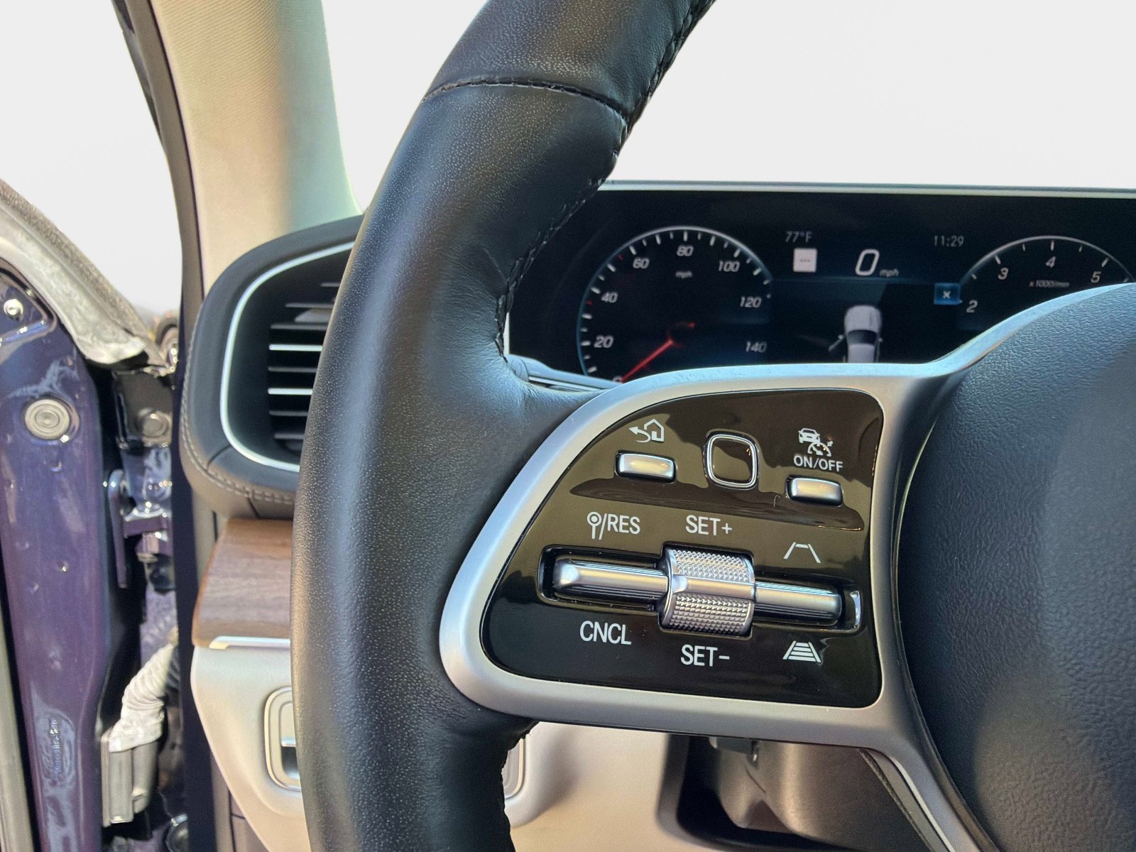 Certified 2021 Mercedes-Benz GLS 580 4MATIC image 28