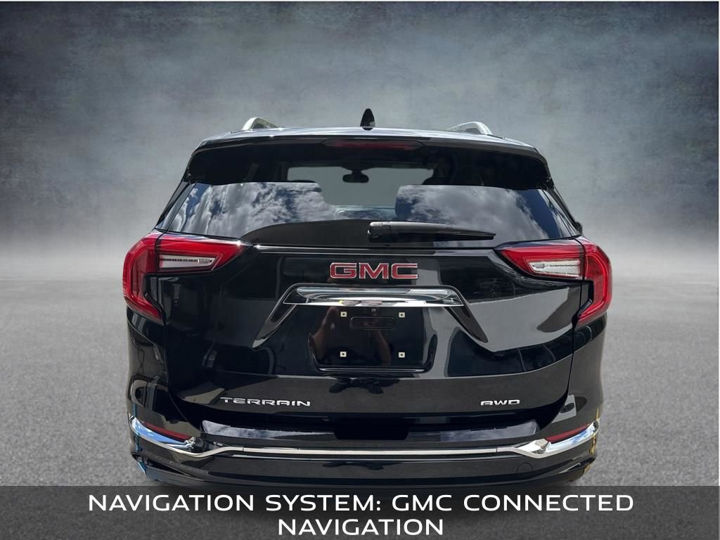 Used 2023 GMC Terrain Denali w/ Black Diamond Edition image 4