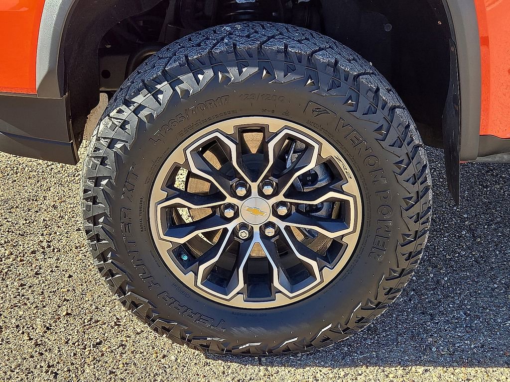 Used 2021 Chevrolet Colorado ZR2 image 11