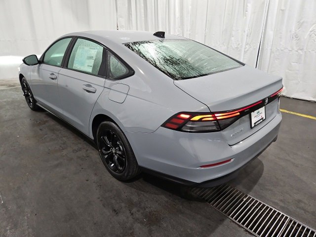 New 2025 Honda Accord SE image 5