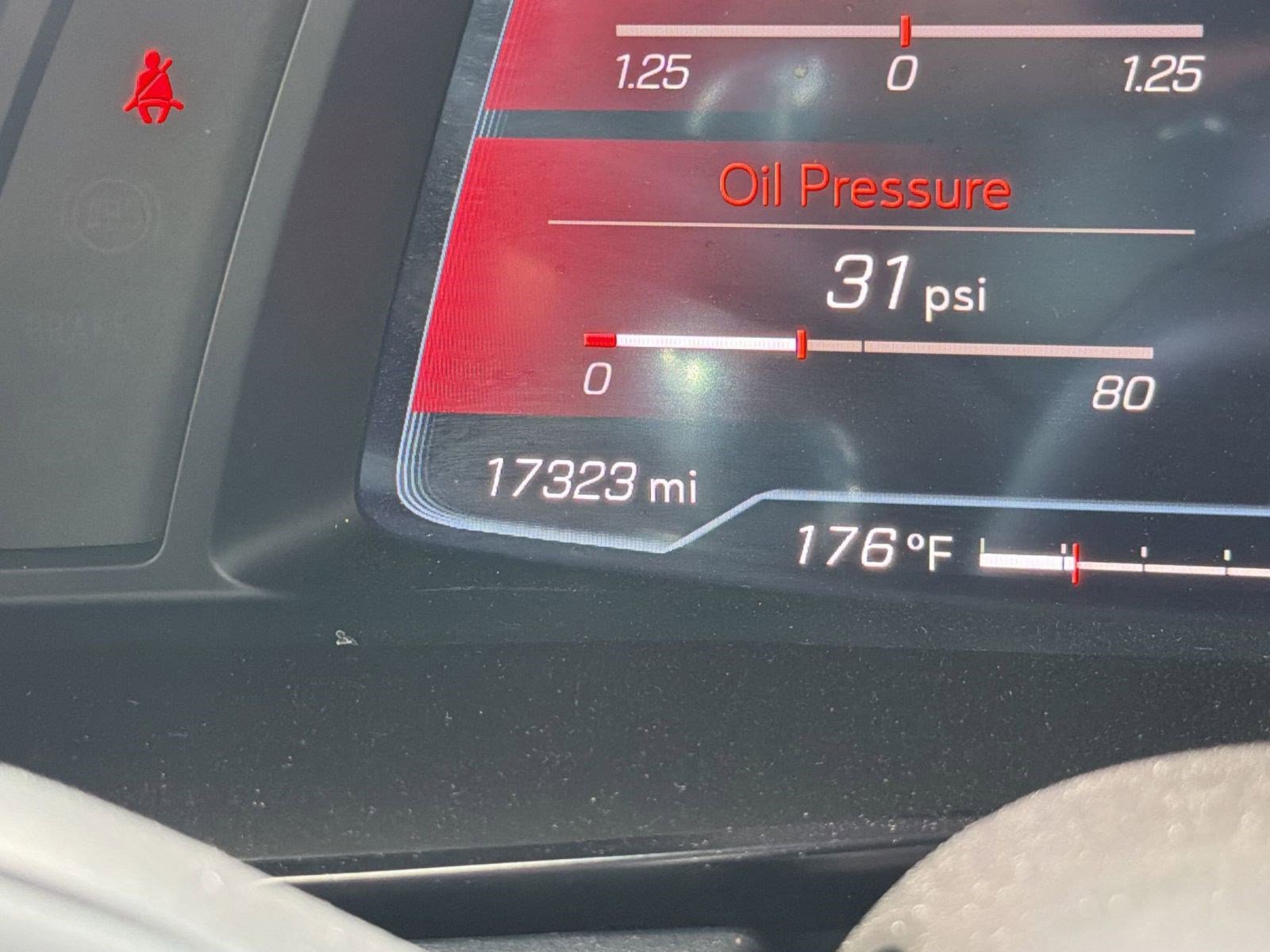 Used 2024 Chevrolet Corvette Stingray Preferred Cpe w/ 2LT image 17