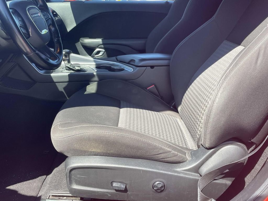 Used 2020 Dodge Challenger R/T RWD image 14