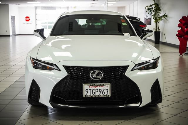 Certified 2025 Lexus IS 300 F Sport image 4