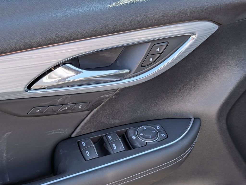 New 2026 Buick Envision Avenir image 10