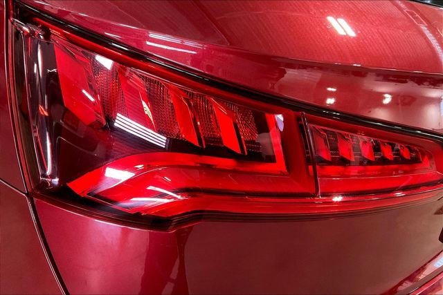 Used 2018 Audi SQ5 Prestige w/ Prestige Package image 29