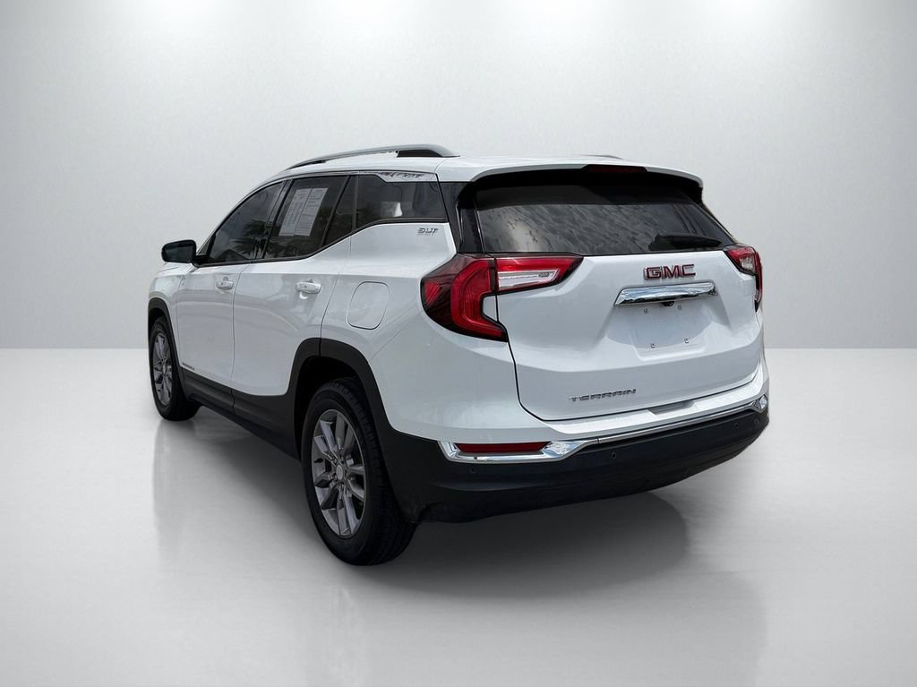 Used 2023 GMC Terrain SLT w/ Infotainment Package II FWD image 7