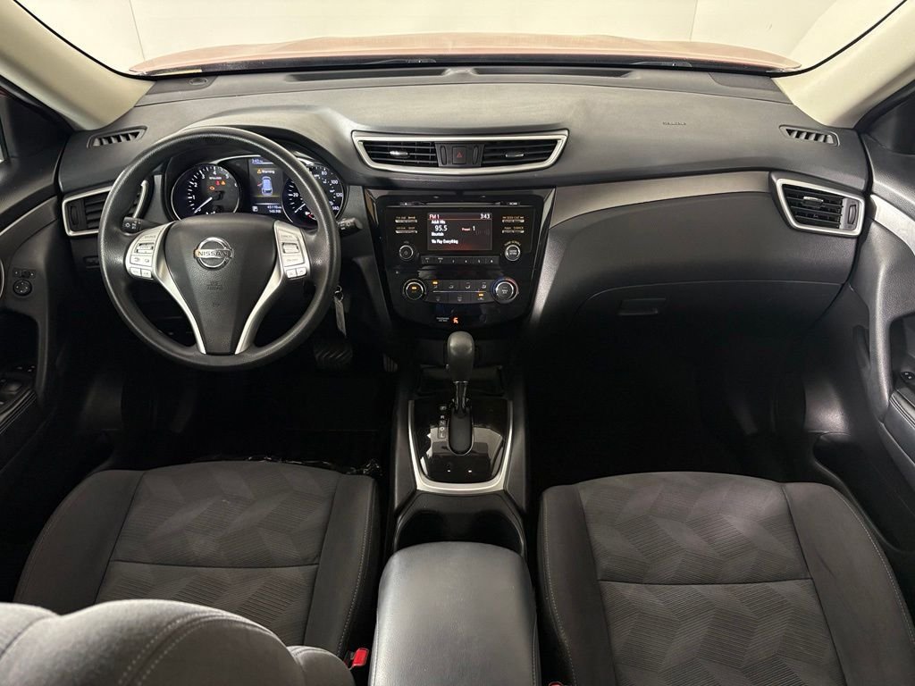 Used 2016 Nissan Rogue S FWD image 30