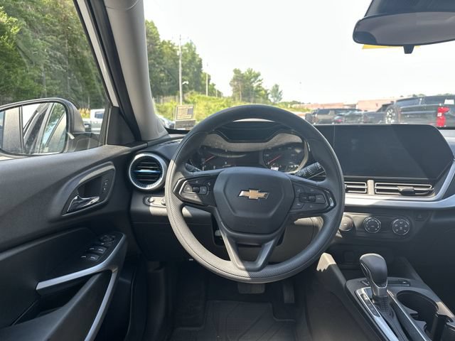 Certified 2024 Chevrolet Trax LS FWD image 14
