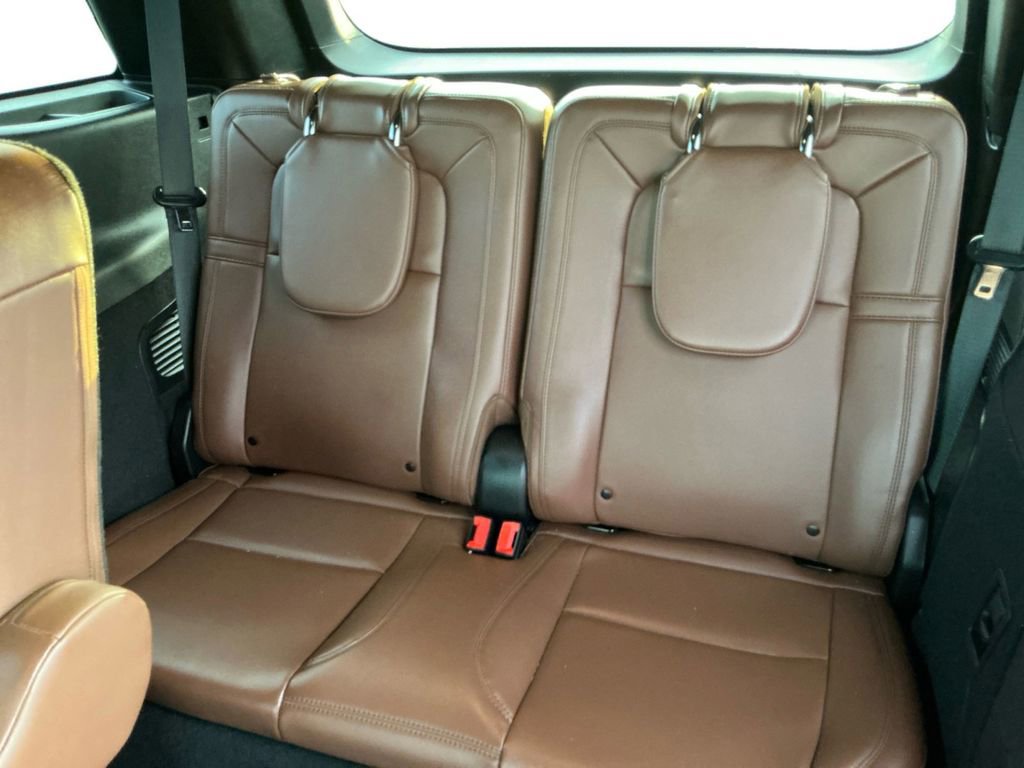 Used 2024 Lincoln Aviator Reserve w/ Equipment Group 201A image 21