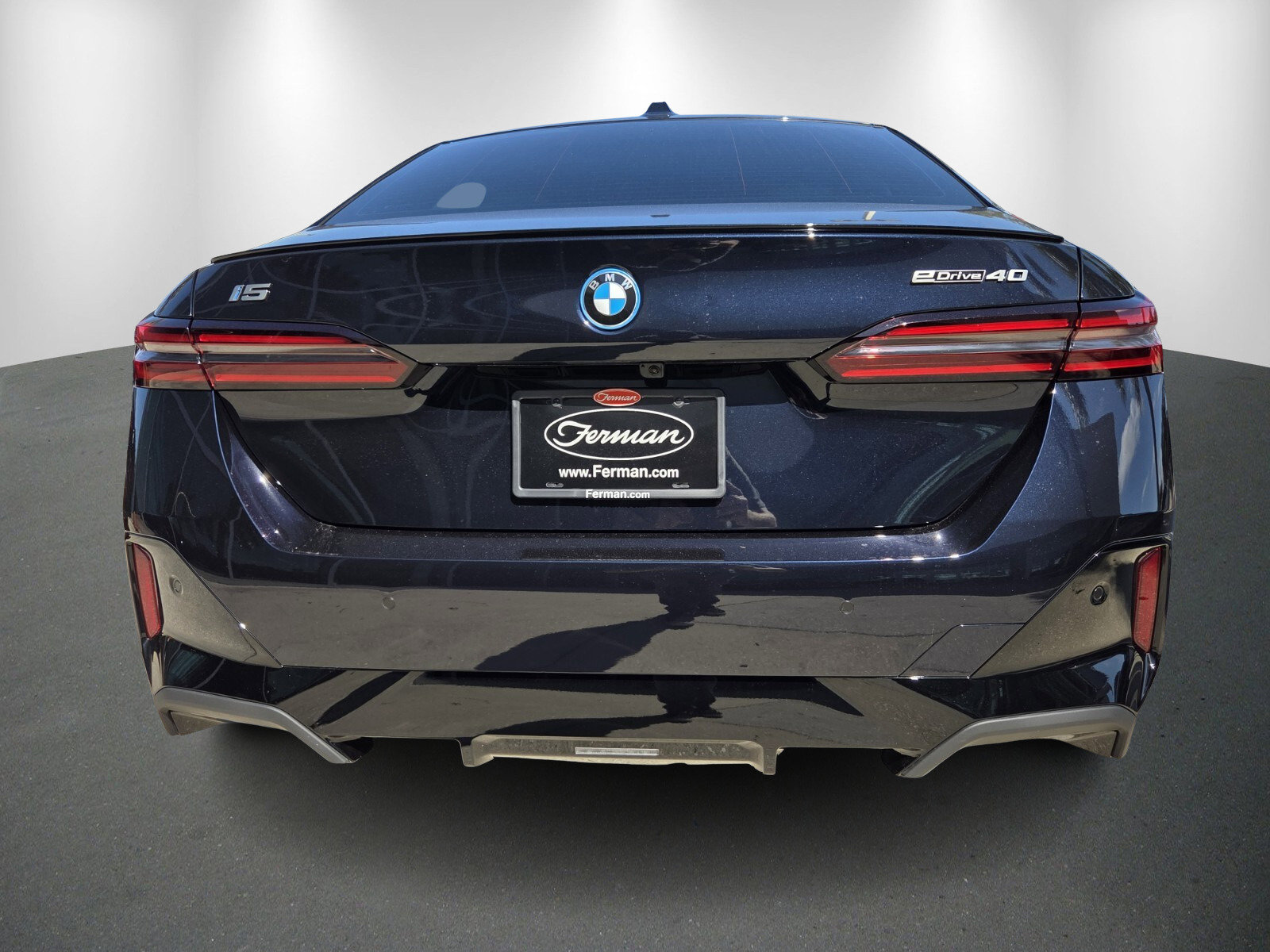 New 2026 BMW i5 eDrive40 w/ M Sport Package image 5