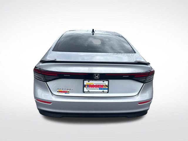 Certified 2025 Honda Accord SE image 4