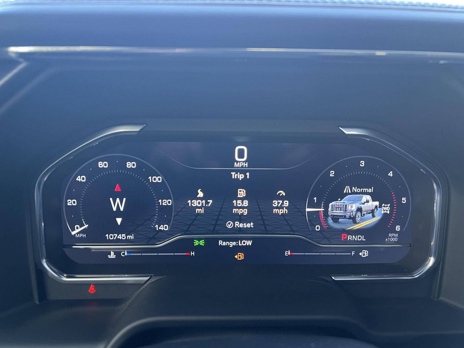 Used 2025 GMC Sierra 2500 Denali Ultimate image 12