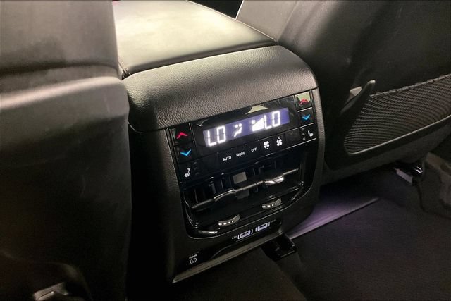 Used 2025 Jeep Grand Cherokee Summit w/ Obsidian Package AWD/4WD image 9