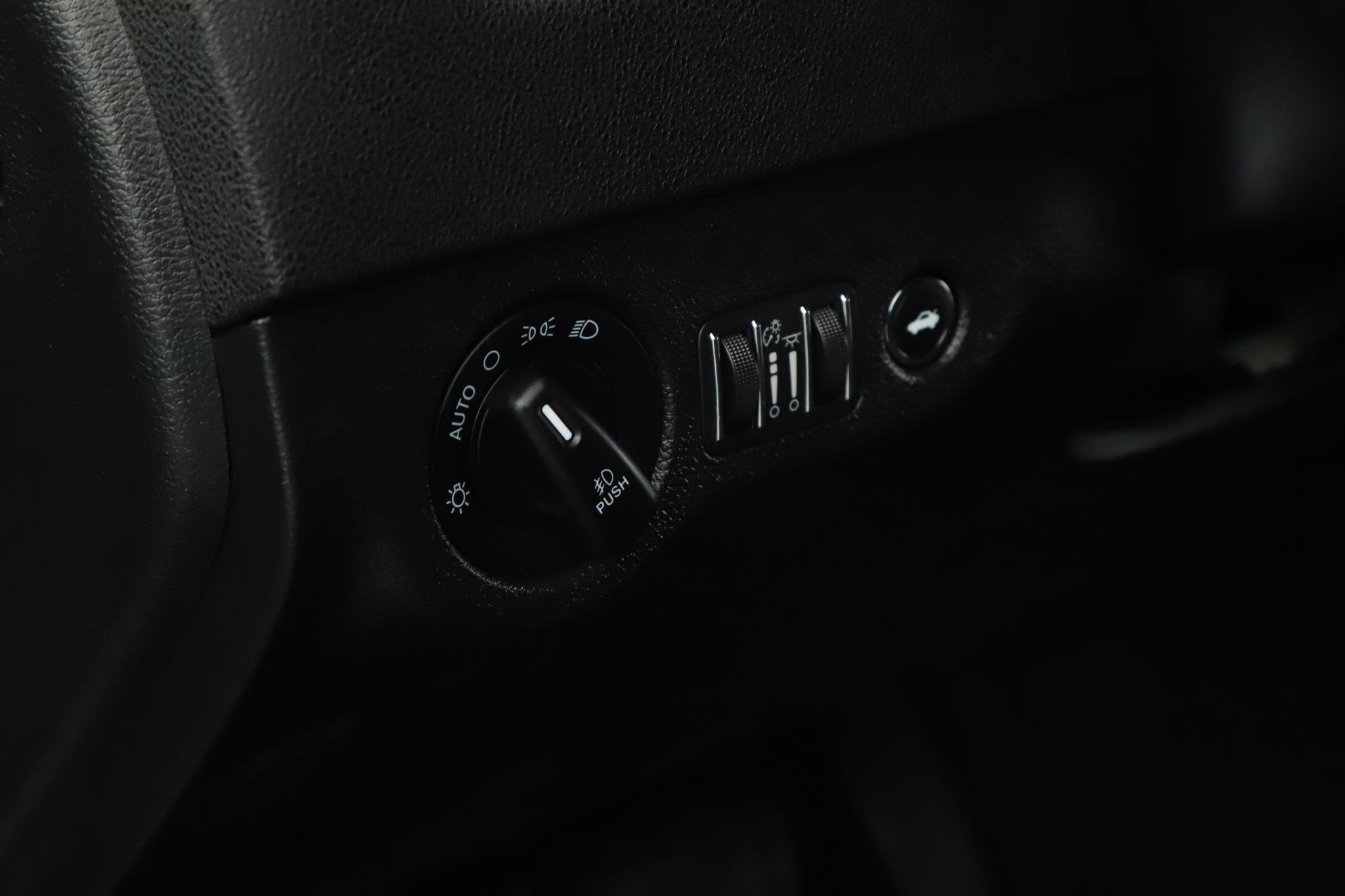 Used 2022 Dodge Charger GT w/ Blacktop Package image 8