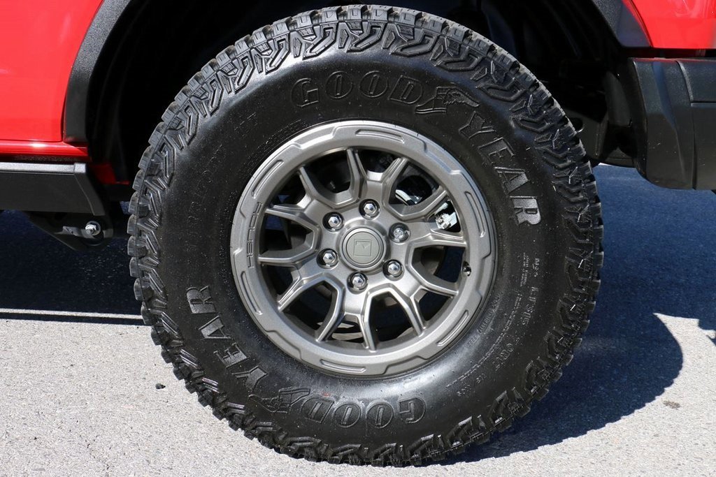 Used 2022 Ford Bronco Badlands image 8