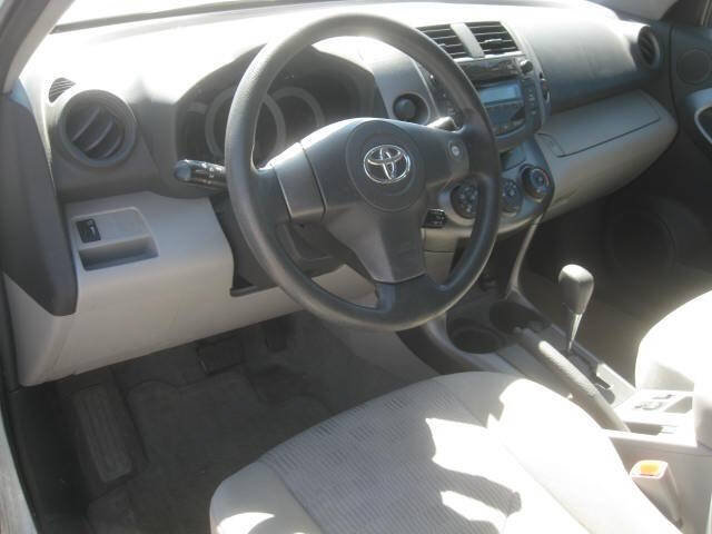 Used 2009 Toyota RAV4 2WD image 16