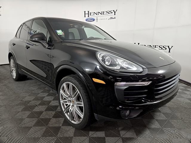 Used 2017 Porsche Cayenne Platinum Edition image 4
