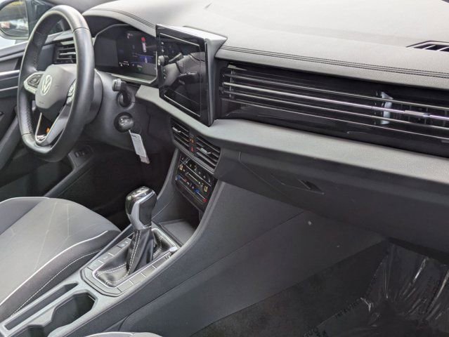 Used 2025 Volkswagen Jetta Sport FWD image 31
