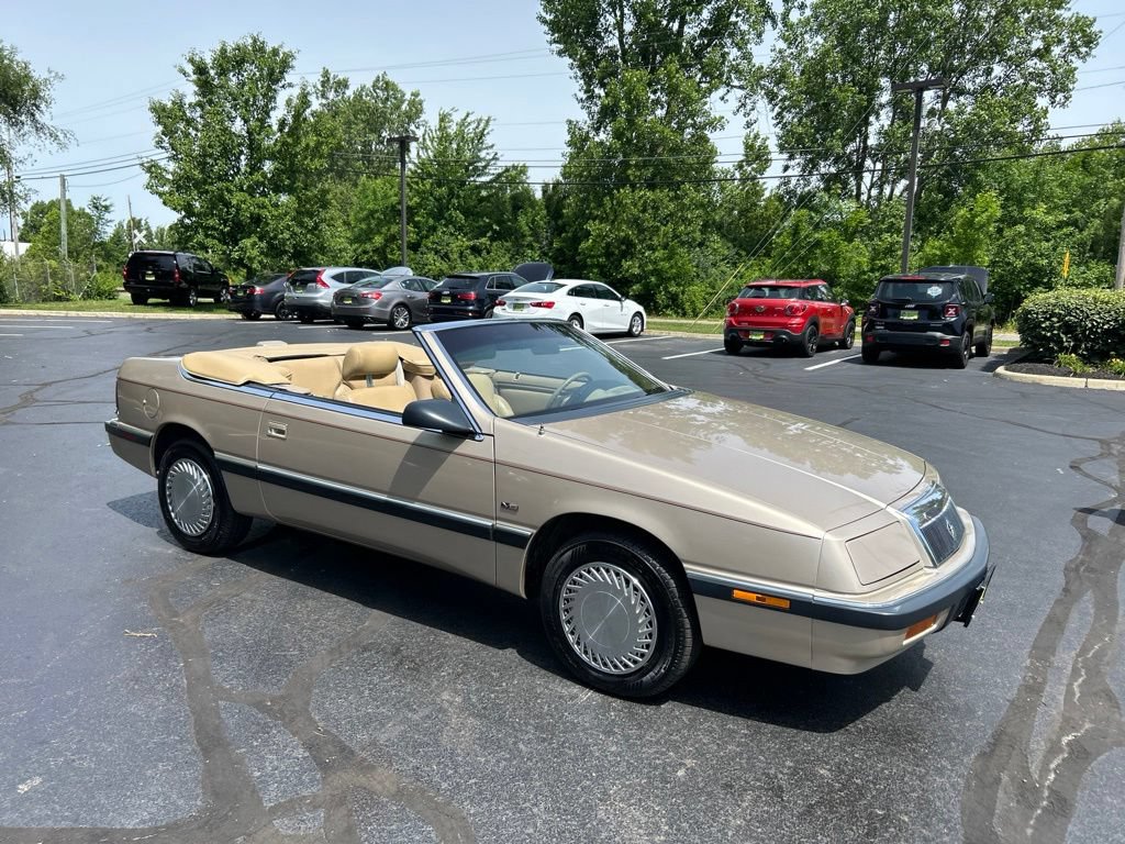 Used 1992 Chrysler LeBaron LX FWD image 28