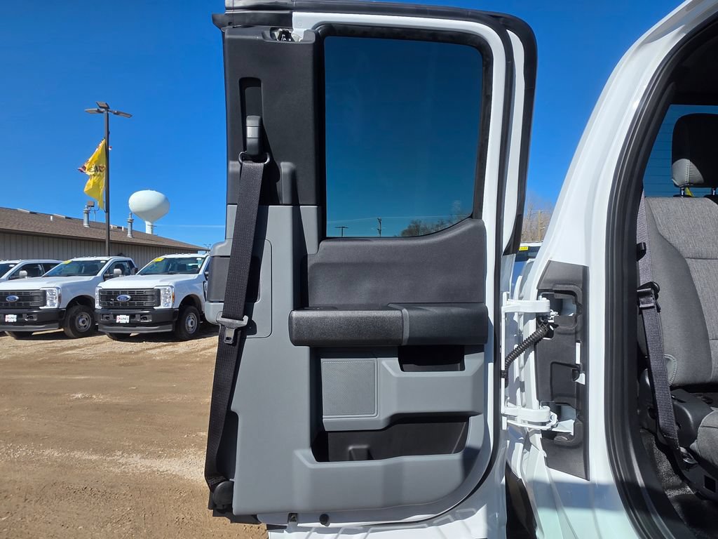 New 2026 Ford F350 XL w/ XL Driver Assist Package AWD/4WD image 31