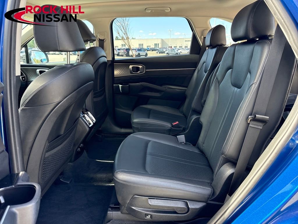 Used 2023 Kia Sorento SX FWD image 23