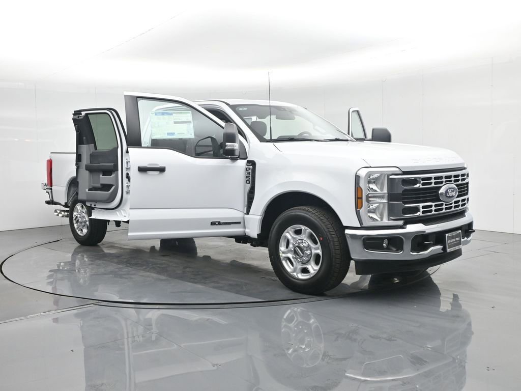New 2026 Ford F350 XLT image 35