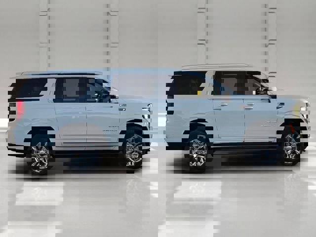 New 2026 GMC Yukon XL Denali w/ Sun & Power Step Package AWD/4WD image 6