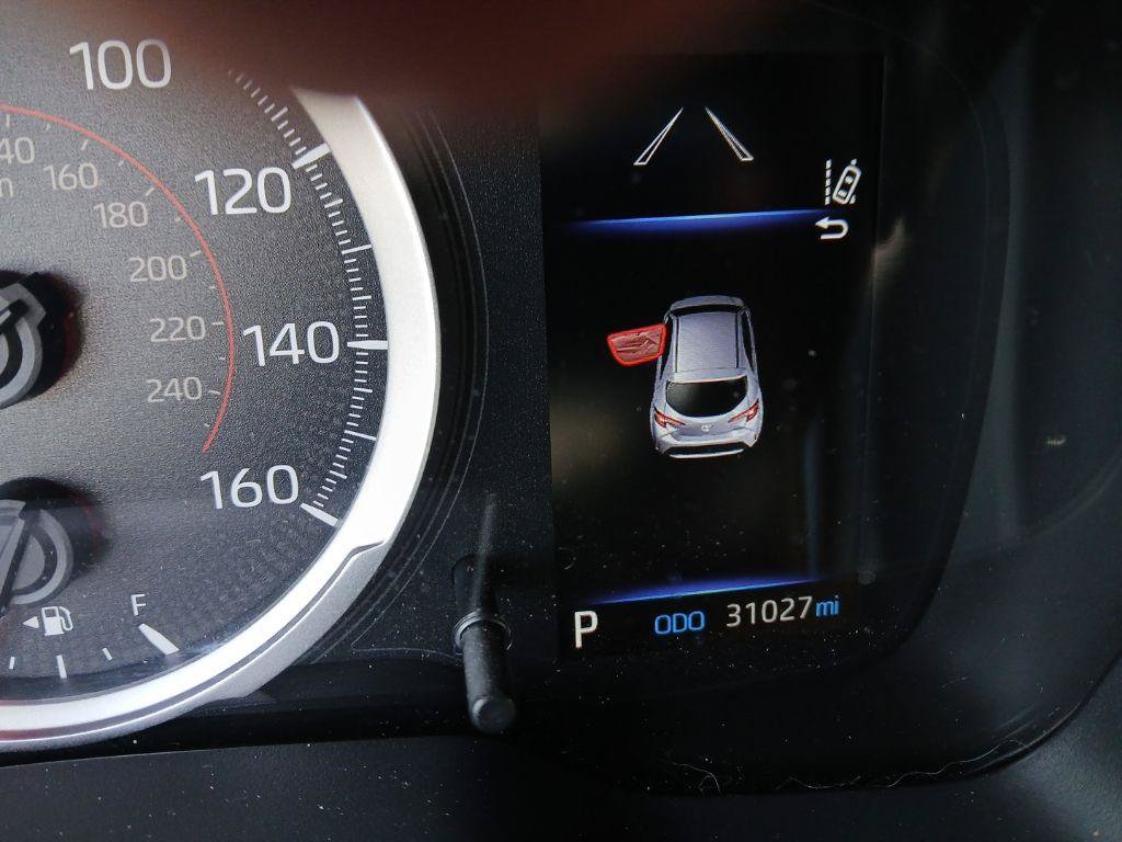 Used 2022 Toyota Corolla SE FWD image 12