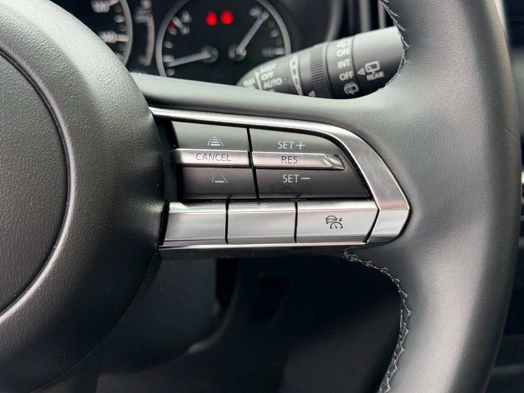 Used 2025 MAZDA CX-50 AWD 2.5 S w/ Premium Package image 18