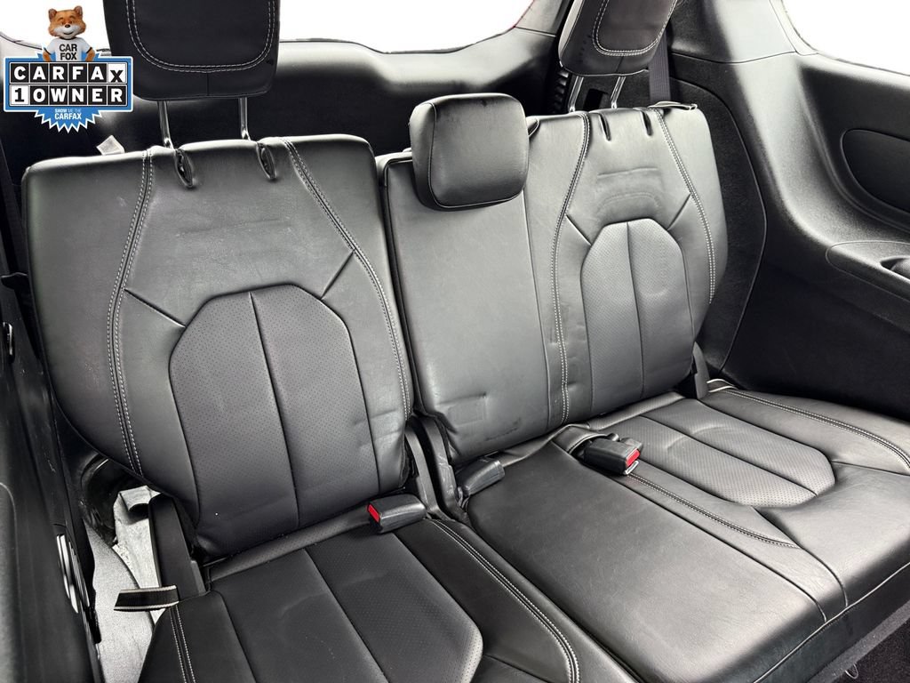 Used 2025 Chrysler Pacifica Select FWD image 14