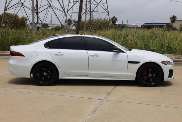 Used 2024 Jaguar XF R-Dynamic SE AWD/4WD image 4
