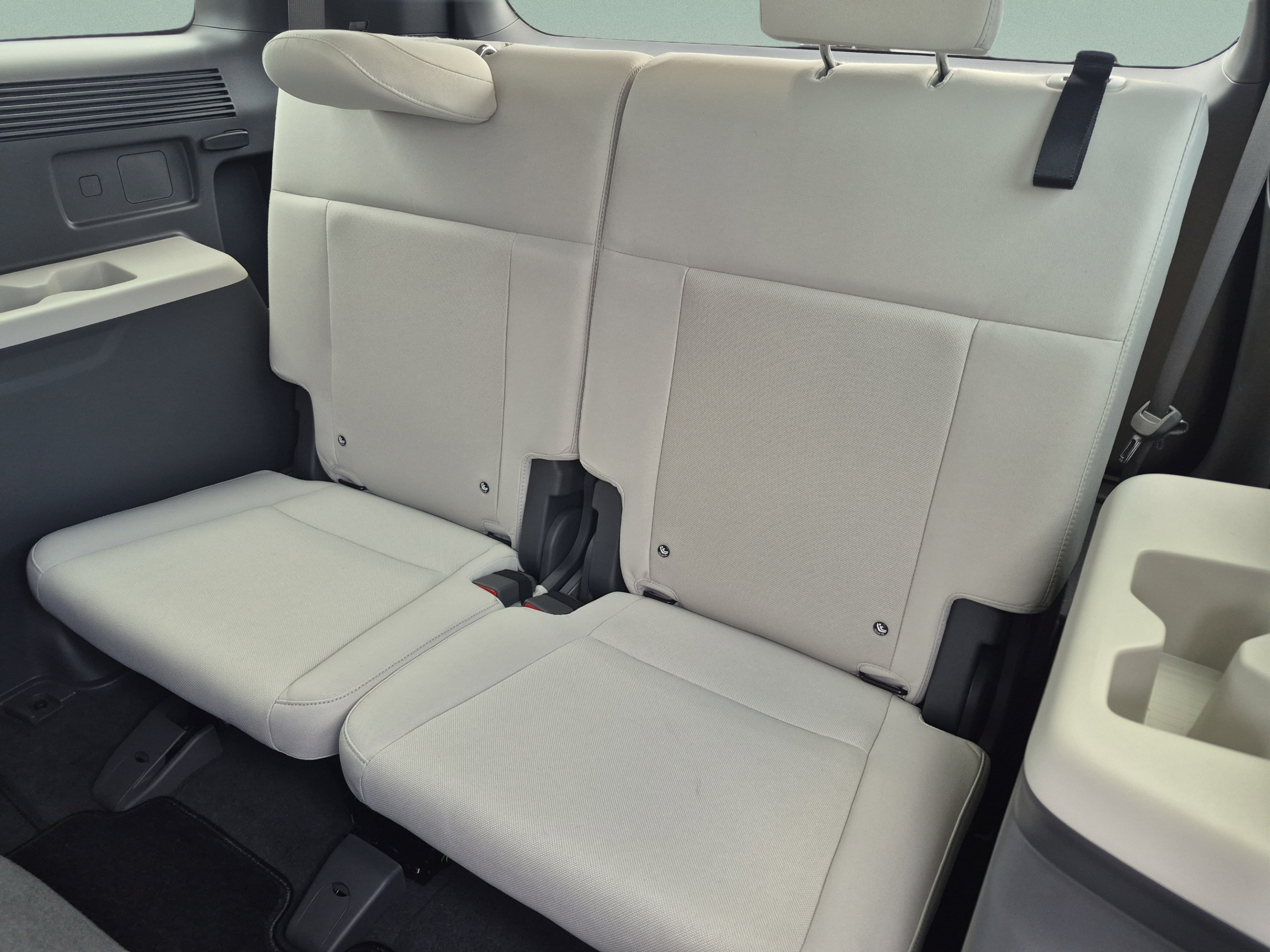 New 2027 Hyundai Santa Fe SE FWD image 20