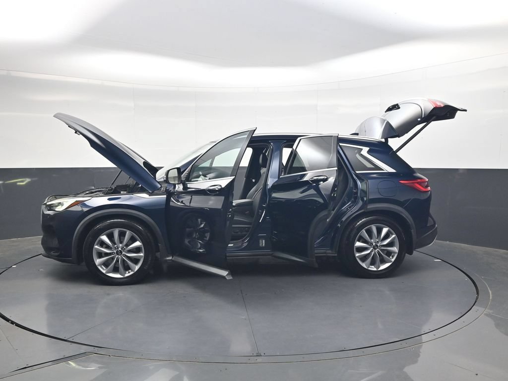 Used 2020 INFINITI QX50 Luxe w/ Navigation Package AWD/4WD image 37