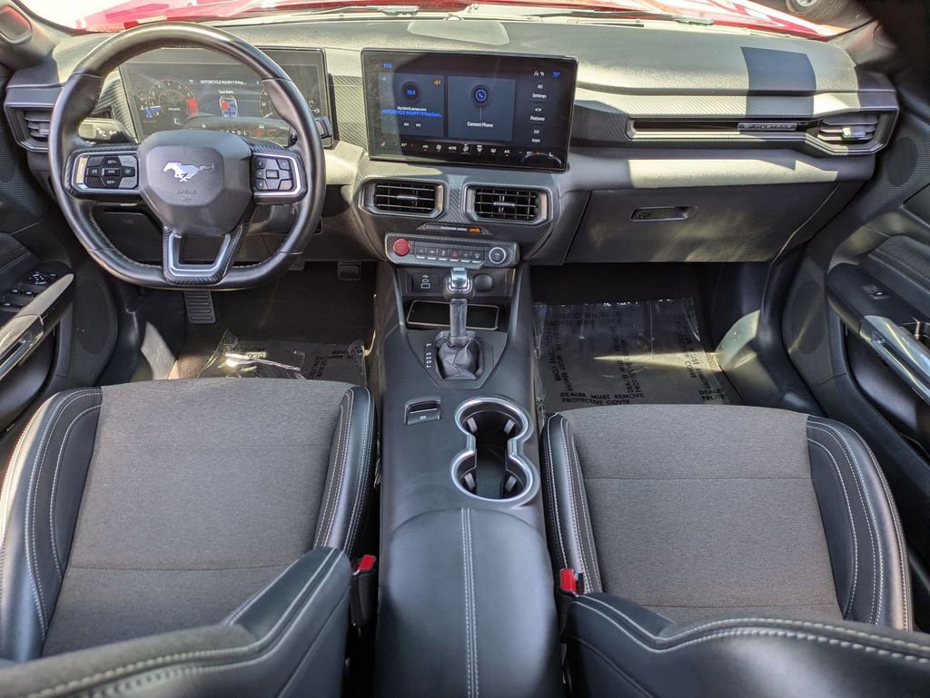 Used 2024 Ford Mustang Convertible image 25