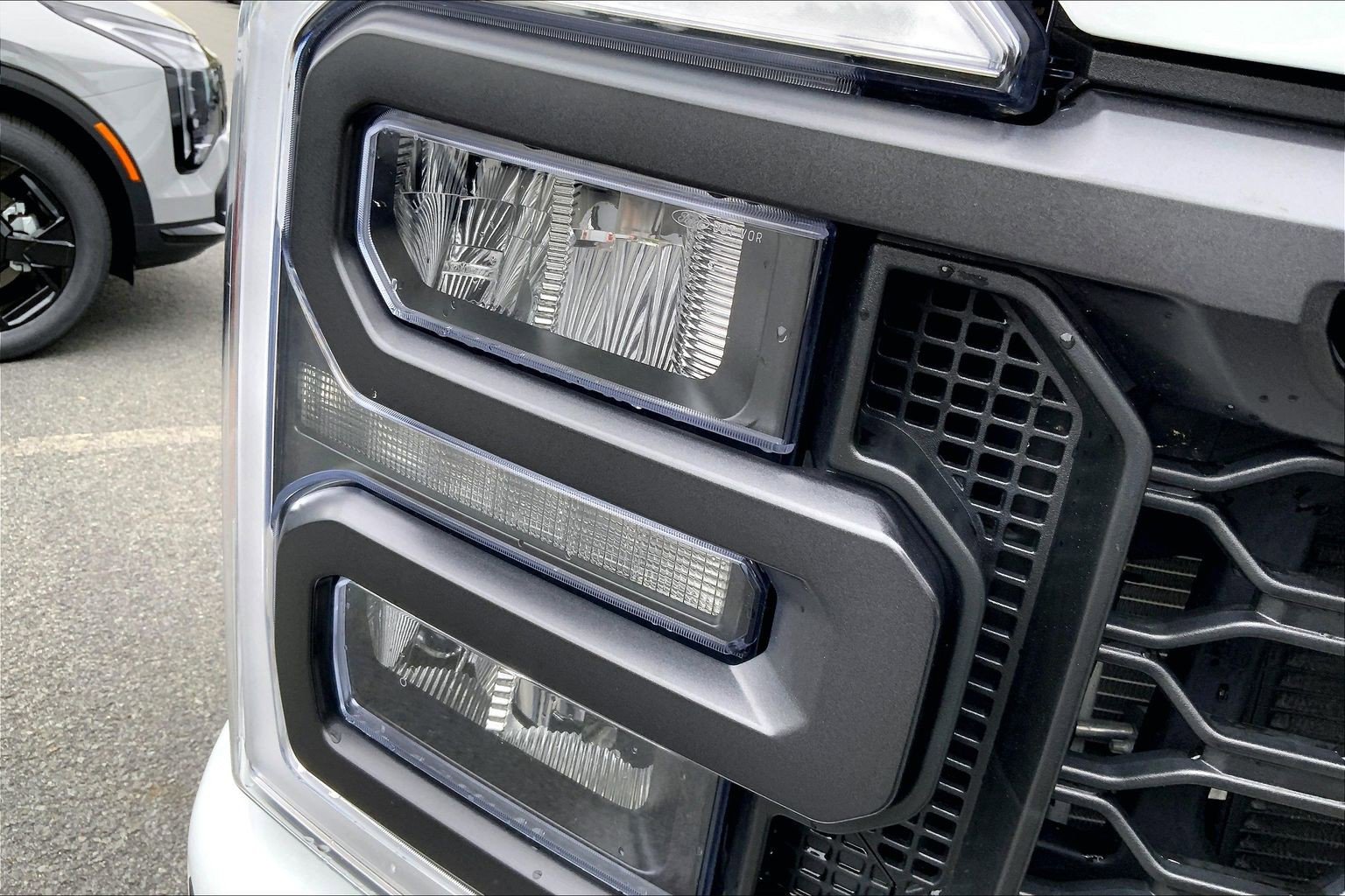 Used 2024 Ford F250 XL w/ STX Appearance Package AWD/4WD image 30