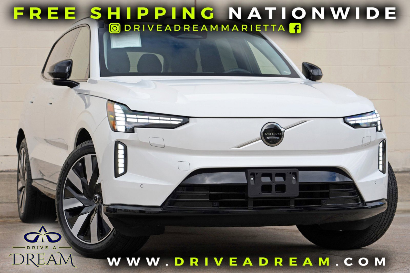 Used 2025 Volvo EX90 Ultra AWD/4WD image 2