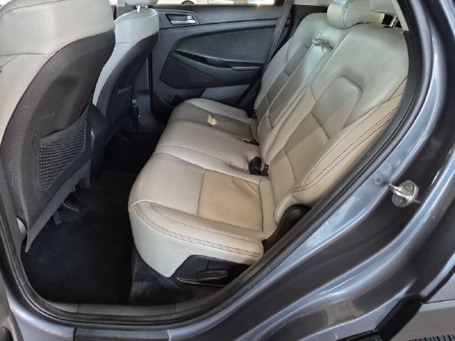 Used 2021 Hyundai Tucson Value FWD image 14