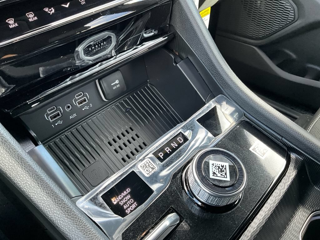 New 2026 Jeep Grand Cherokee Altitude AWD/4WD image 18