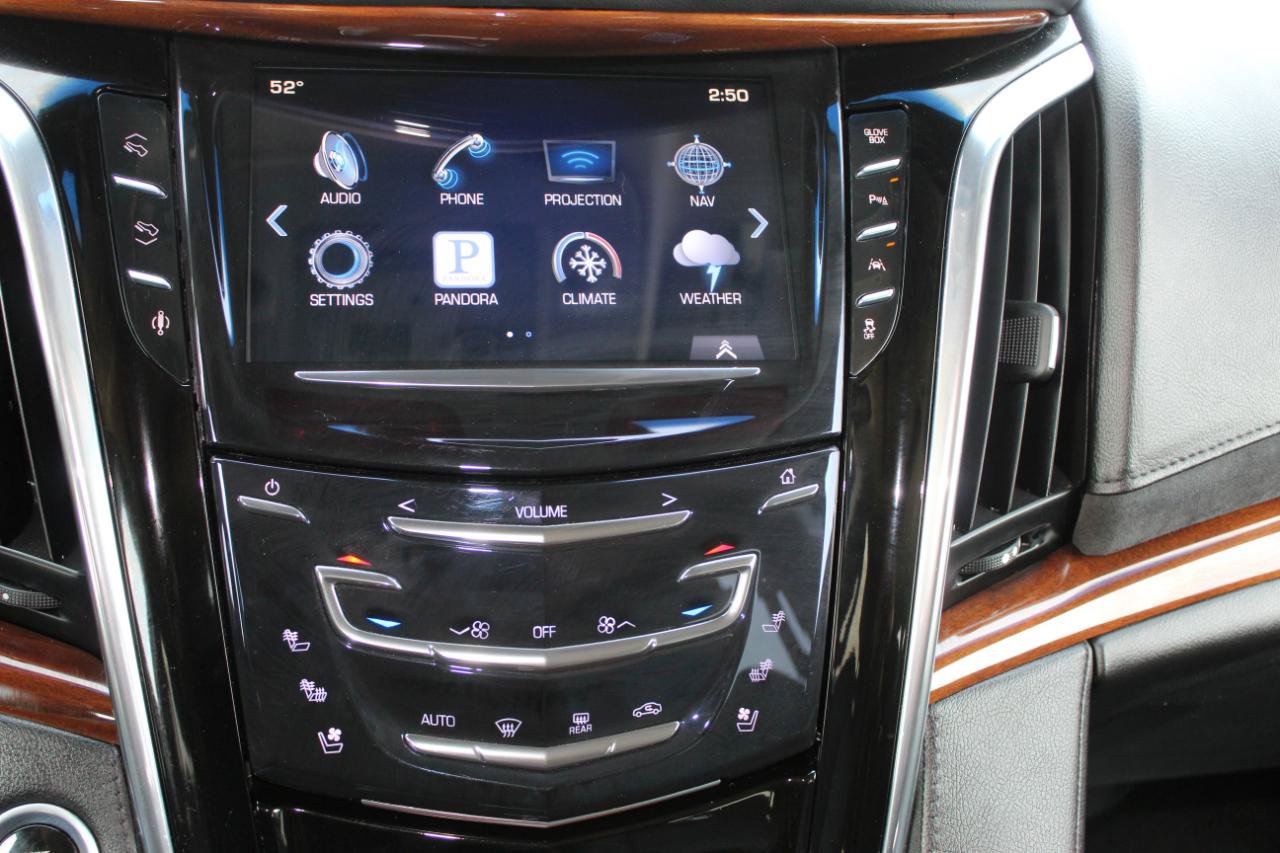 Used 2016 Cadillac Escalade ESV Luxury AWD/4WD image 36