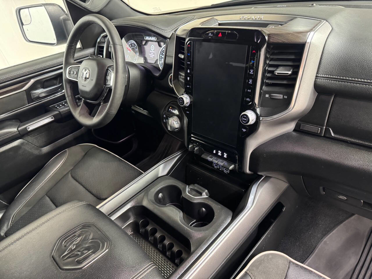 Used 2025 RAM 1500 Laramie w/ Laramie Southwest Edition image 25