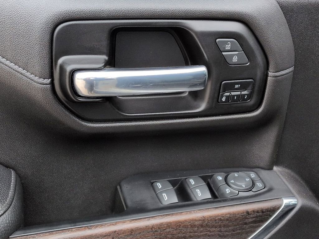 Used 2022 GMC Sierra 1500 Denali w/ Denali Premium Package image 25
