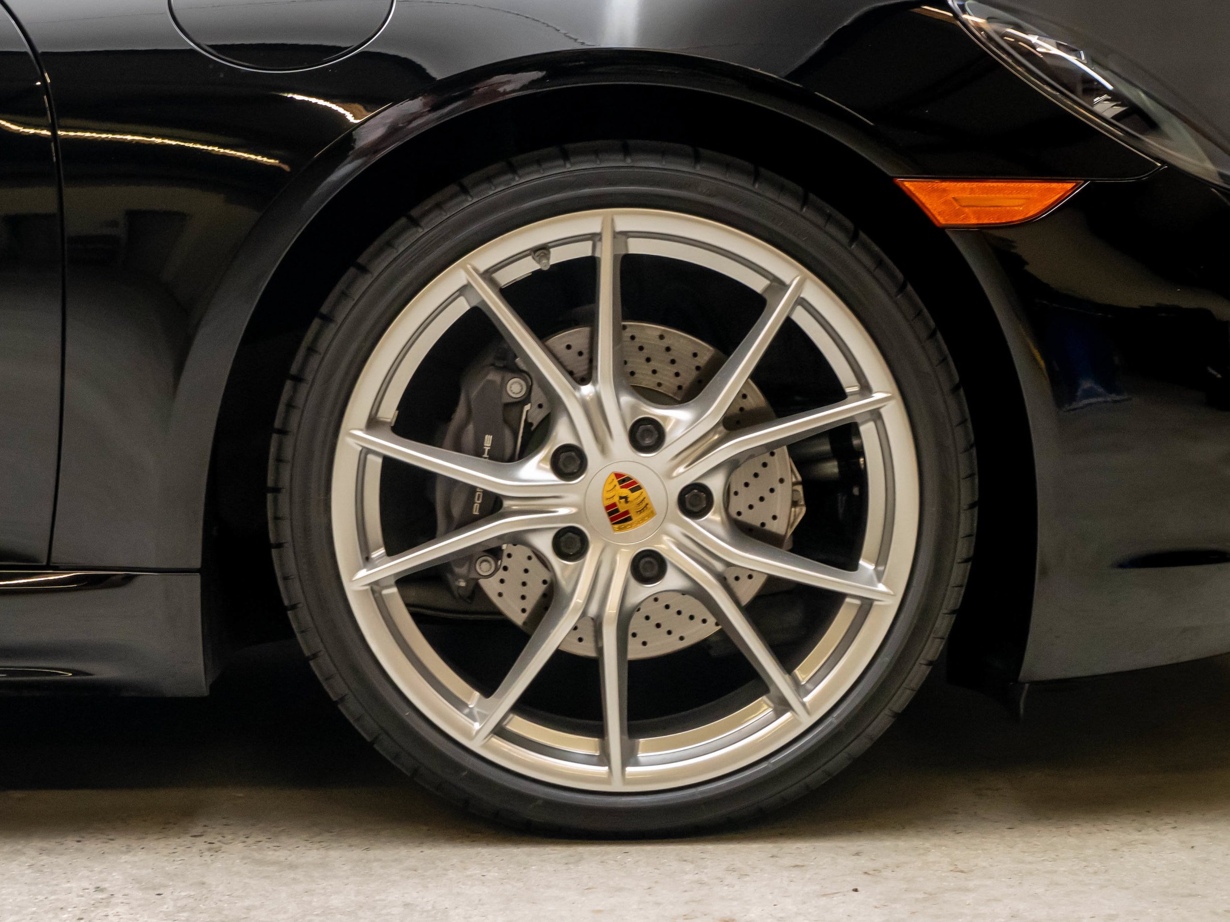 Certified 2018 Porsche 718 Cayman RWD image 14