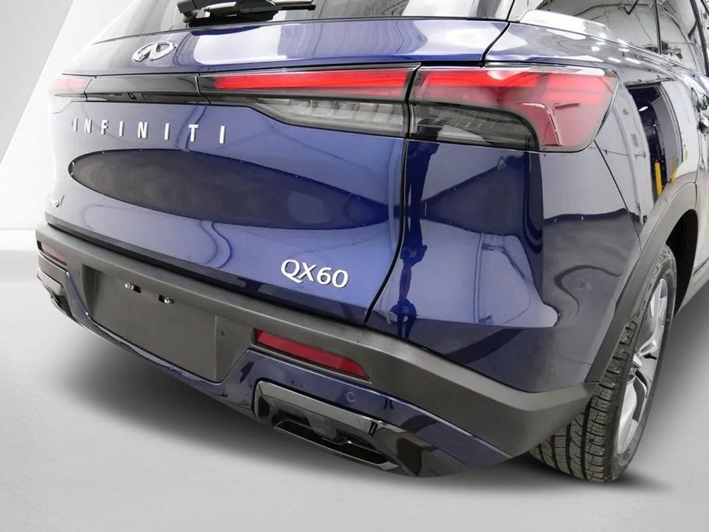 Used 2023 INFINITI QX60 Luxe AWD/4WD image 9