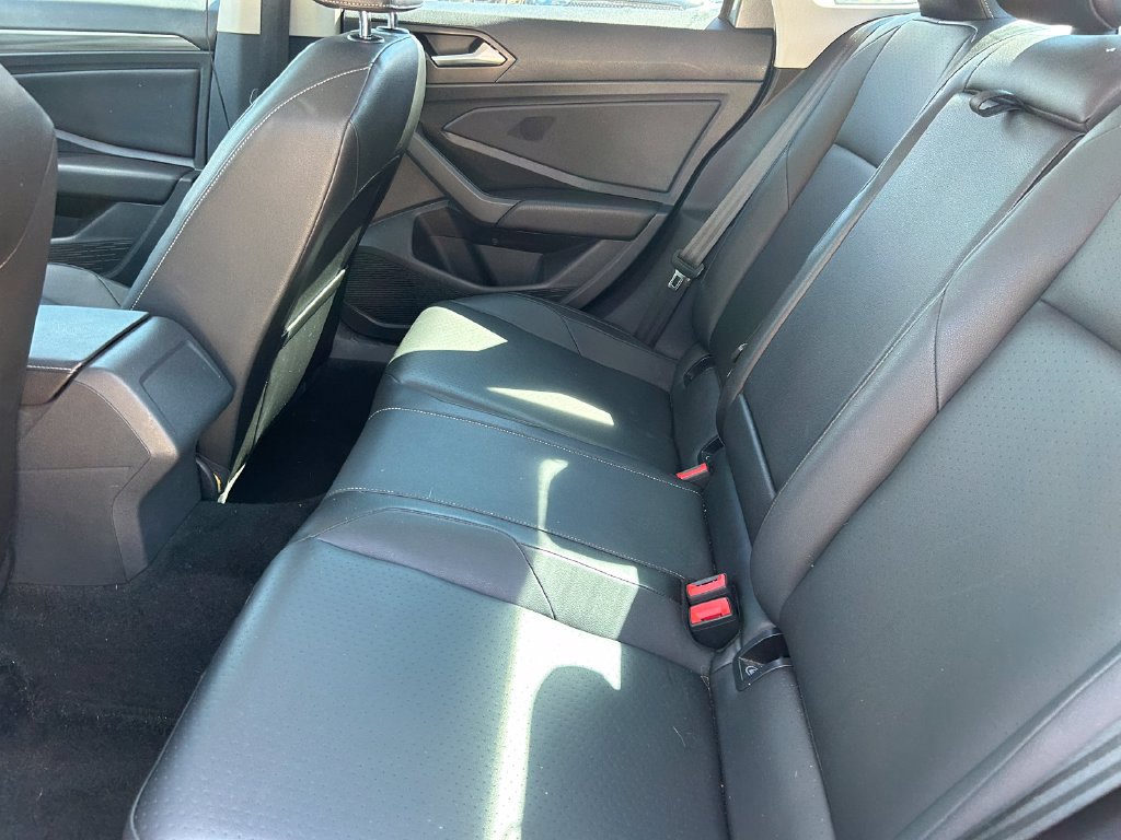 Used 2019 Volkswagen Jetta SEL FWD image 16