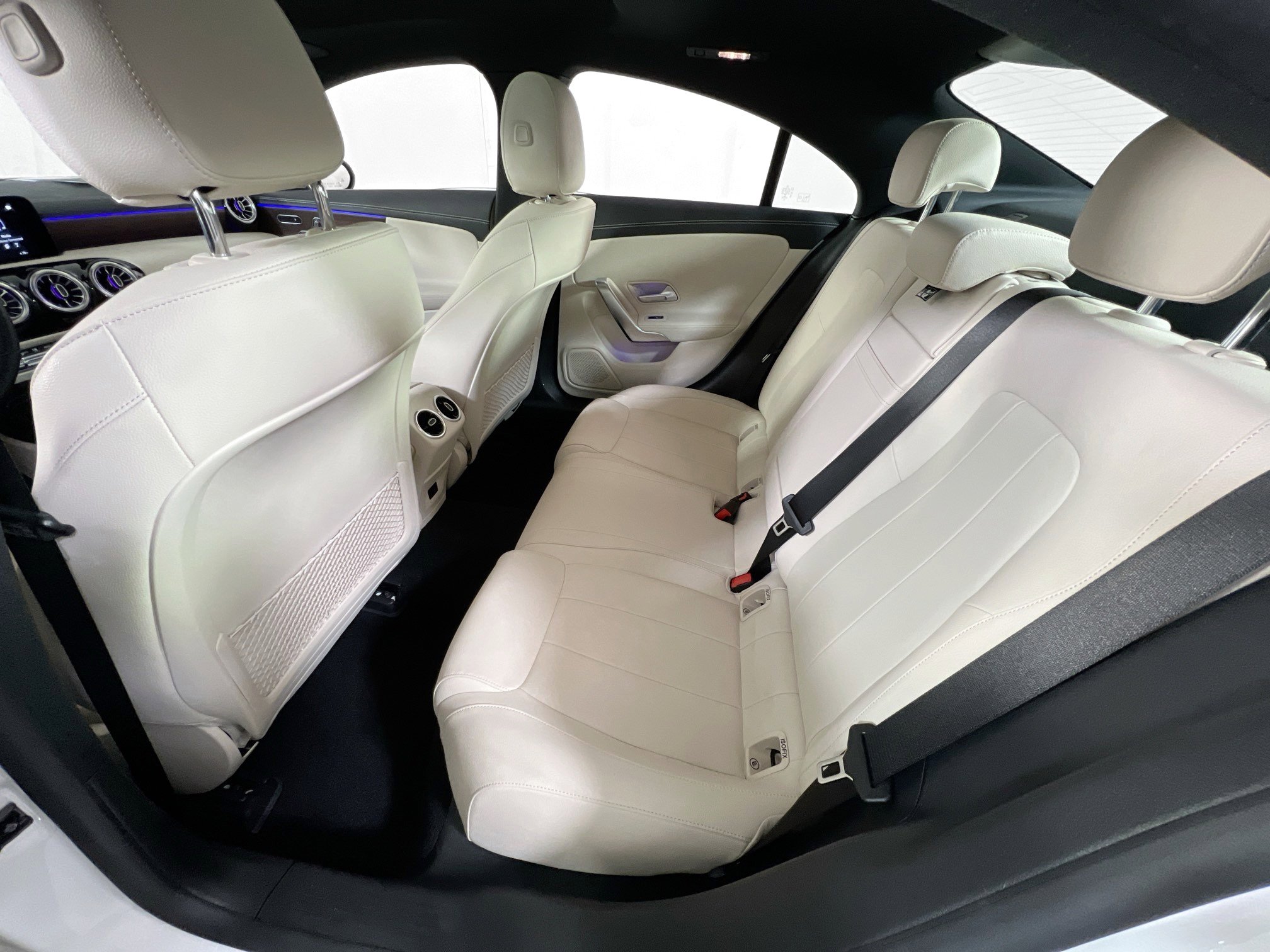 Used 2023 Mercedes-Benz CLA 250 4MATIC image 24