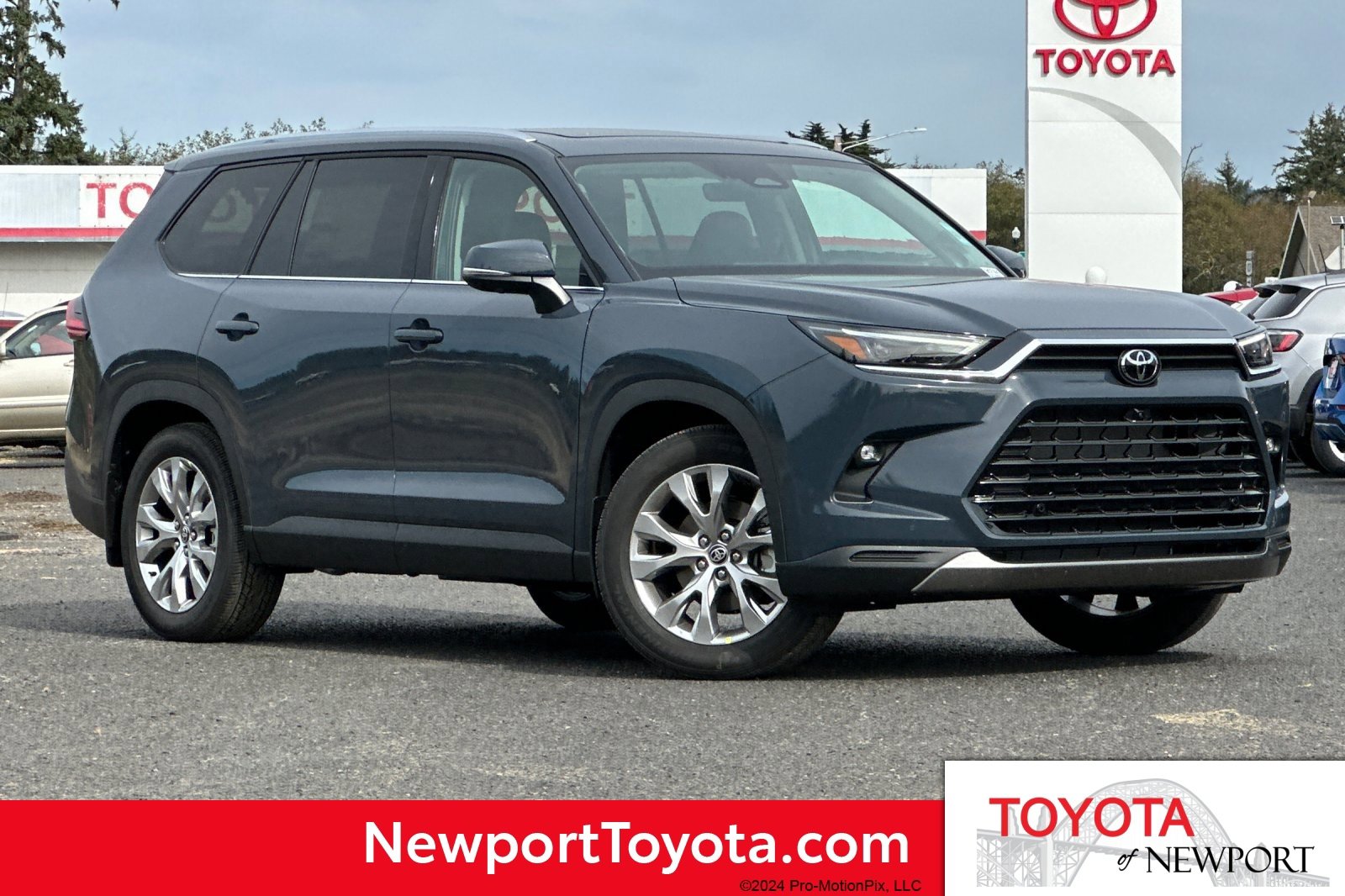 New 2026 Toyota Grand Highlander AWD image 1
